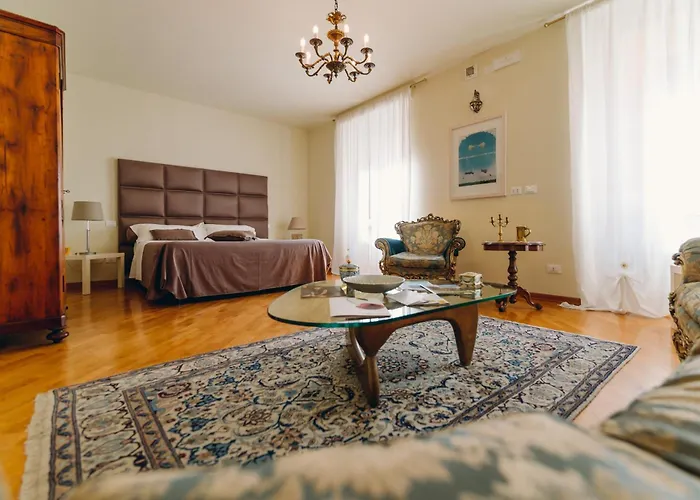 Exclusive La Reunion 4* ראבנה